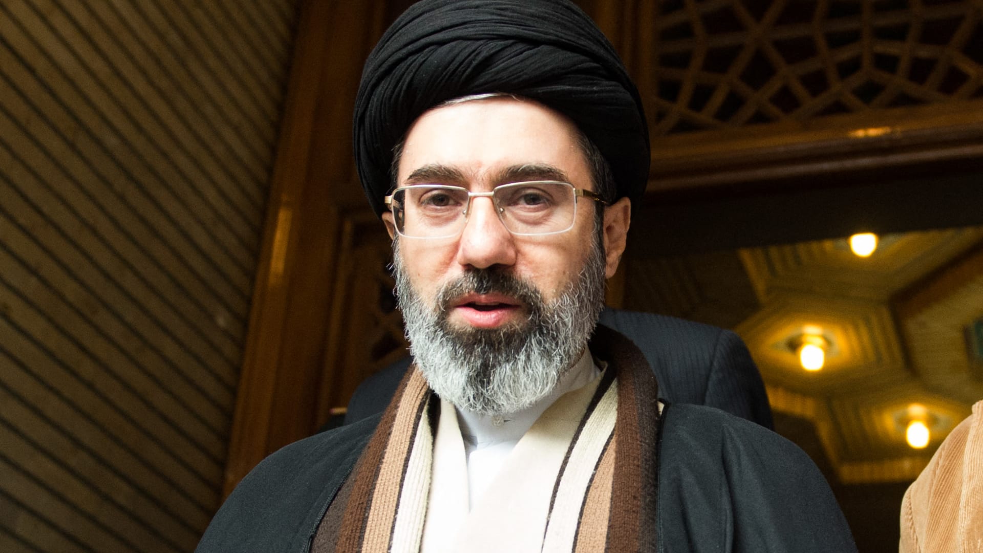 اراء و اقلام الدستور – قراءة في خطاب مجتبى خامنئي: إعلان الخلافة مغطى بالخطاب الديني وتصعيد خطير – صوت لبنان – صوت لبنان